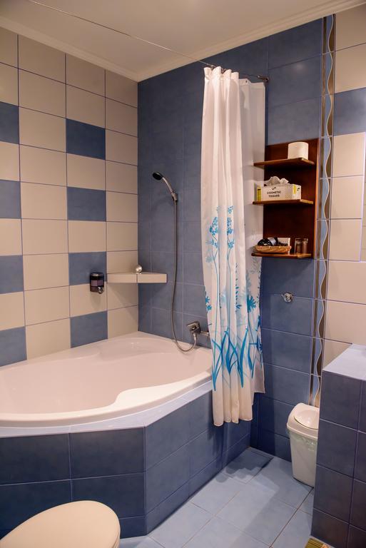Hotel Slnecny Dvor Michalovce Ruang foto