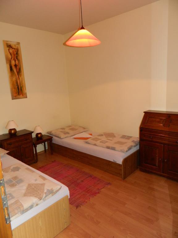 Hotel Slnecny Dvor Michalovce Ruang foto