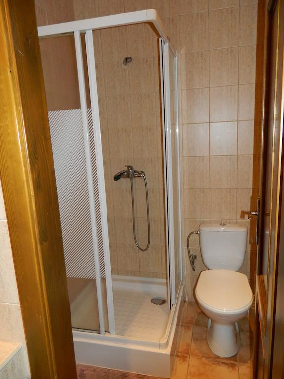 Hotel Slnecny Dvor Michalovce Ruang foto